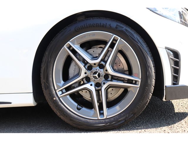 Mercedes Benz C-CLASS 2018-12 19409-29