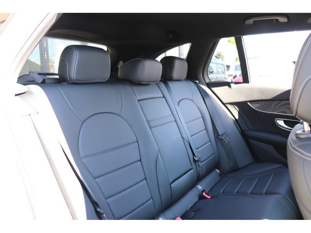 Mercedes Benz C-CLASS 2018-12 19409-10