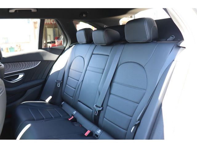 Mercedes Benz C-CLASS 2018-12 19409-12
