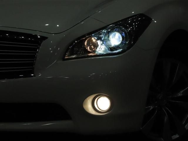 Nissan FUGA HYBRID 2011-07 532-7