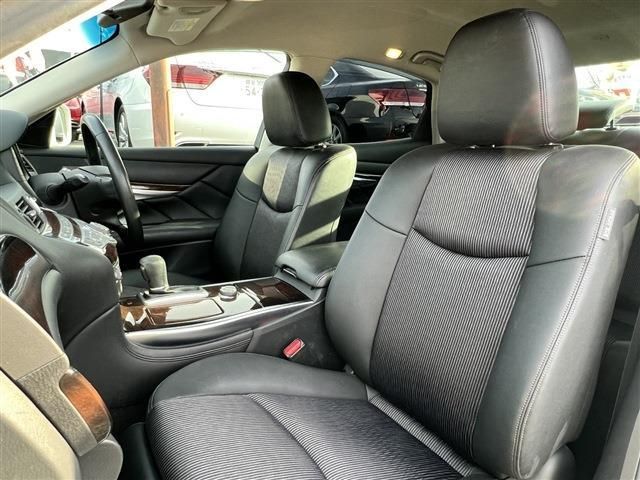 Nissan FUGA HYBRID 2011-07 532-17