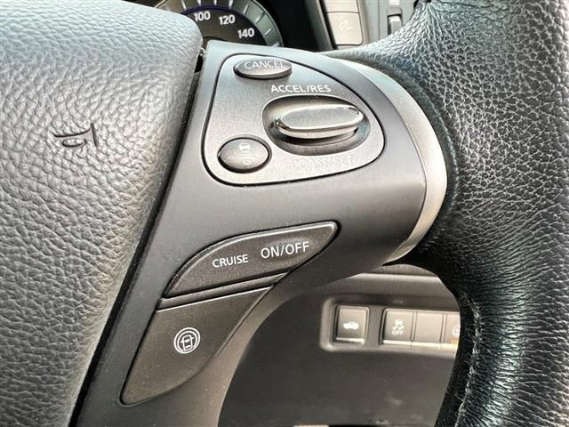 Nissan FUGA HYBRID 2011-07 532-11