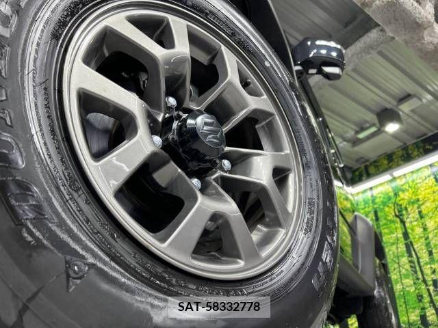 Suzuki JIMNY SIERRA 2022-10 212147-13