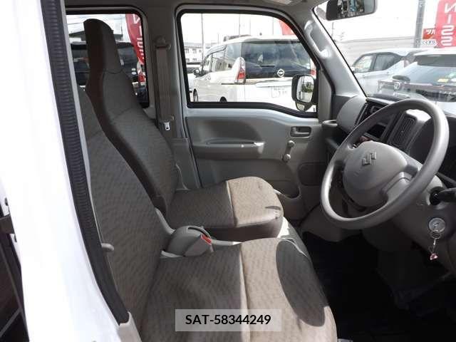 Suzuki EVERY 2023-10 359969-10