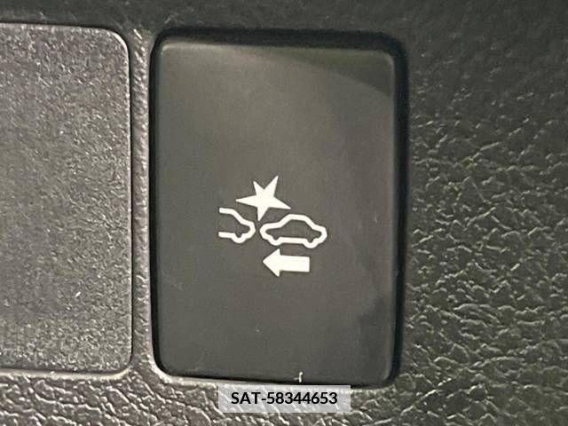 Toyota VITZ 2018-11 340094-2