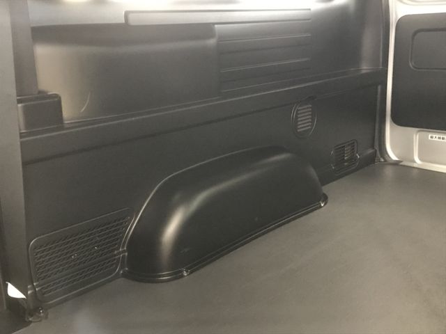 Toyota HIACE VAN 2019-09 191266-20