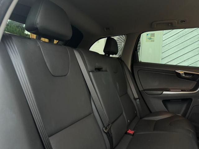 Volvo XC60 2015-12 183803-15