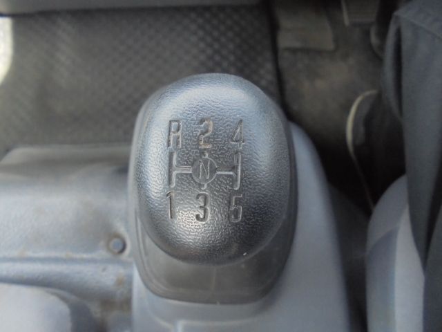 Mazda TITAN 2017-02 3906-13