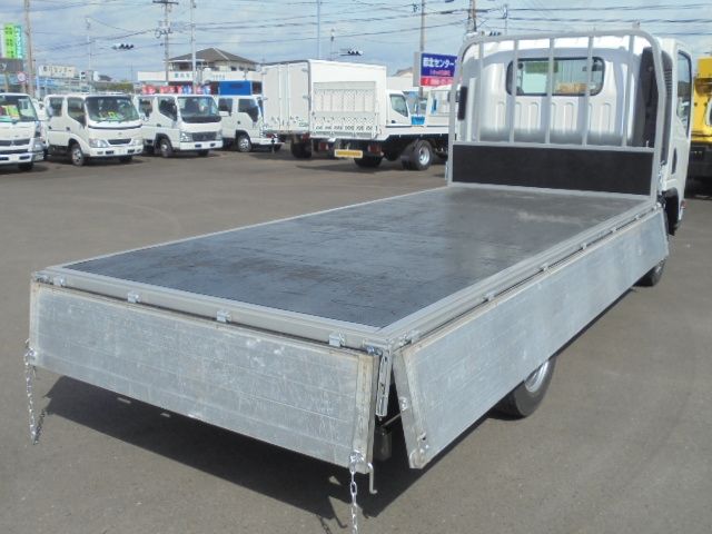 Mazda TITAN 2017-02 3906-29