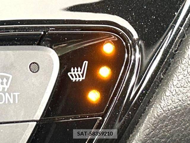 Toyota C-HR 2018-06 235101-7
