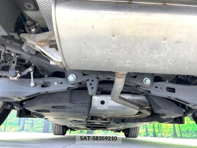 Toyota C-HR 2018-06 235101-19