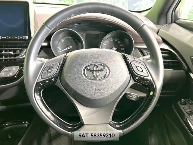 Toyota C-HR 2018-06 235101-11