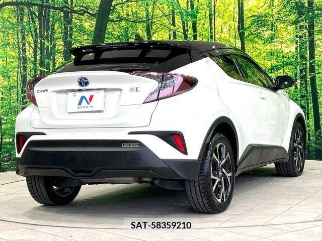 Toyota C-HR 2018-06 235101-17
