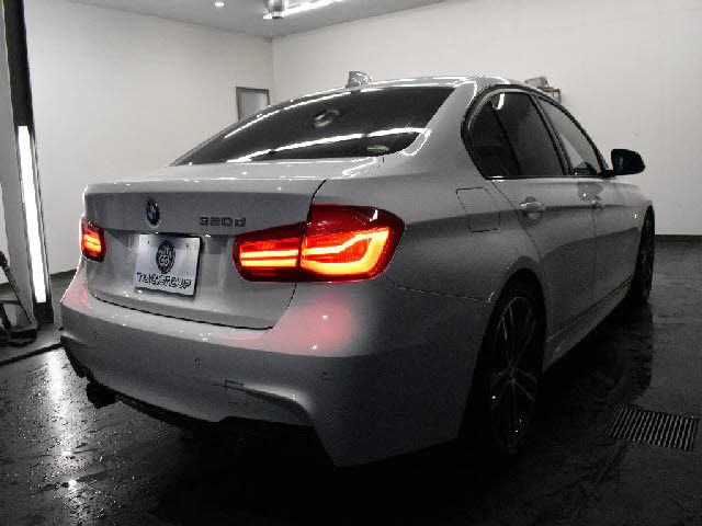 Bmw 3 SERIES 2017-11 23988-20