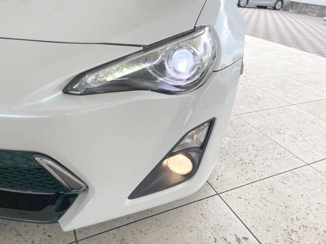 Toyota 86 2014-03 182575-12
