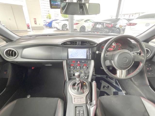 Toyota 86 2014-03 182575-1