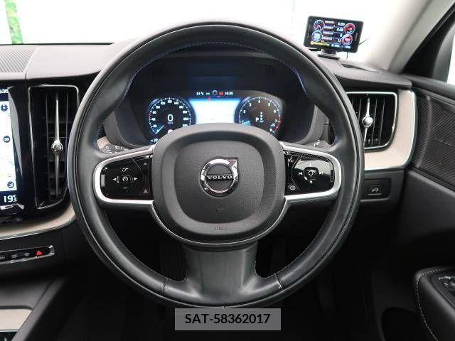 Volvo XC60 2021-08 349042-11