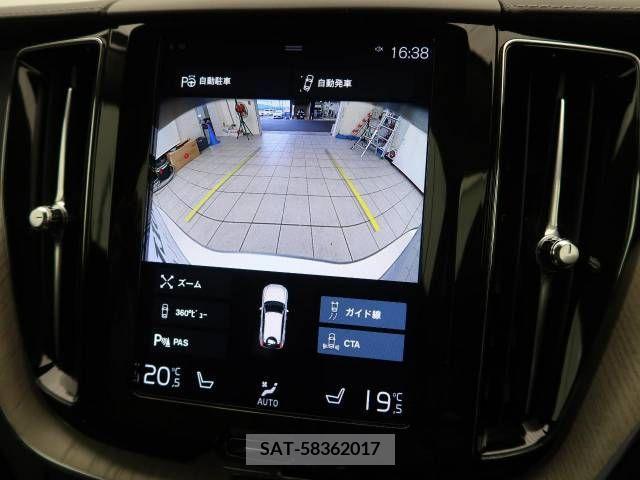 Volvo XC60 2021-08 349042-10