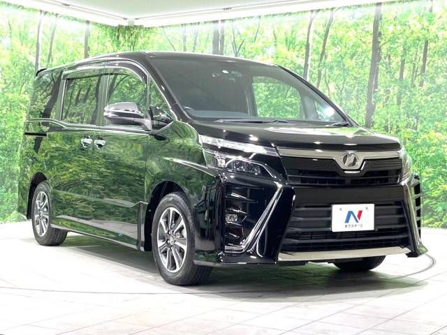 Toyota VOXY 2018-02 12939-16