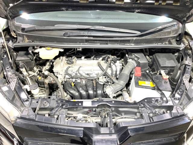 Toyota VOXY 2018-02 12939-18