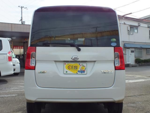 Daihatsu TANTO 2014-10 12516-17