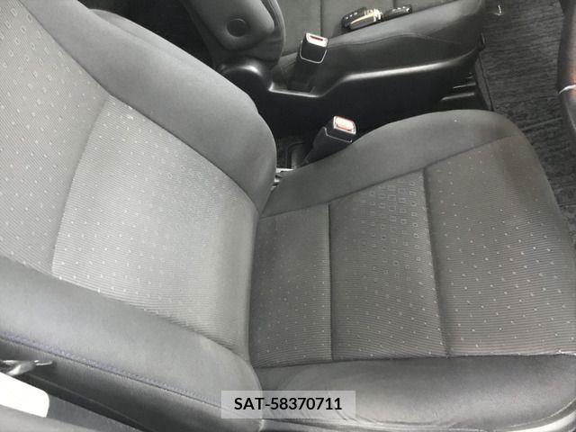 Toyota NOAH 2015-07 279538-8