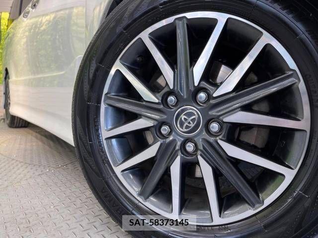Toyota VOXY 2015-01 329501-14