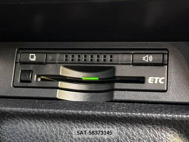 Toyota VOXY 2015-01 329501-6