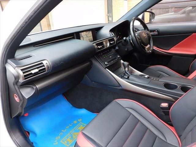 Lexus IS 2015-07 187584-14