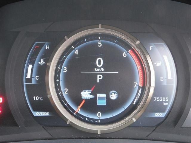 Lexus IS 2015-07 187584-27