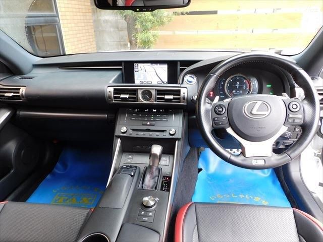 Lexus IS 2015-07 187584-12