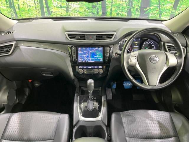 Nissan X-TRAIL 2015-02 182365-1