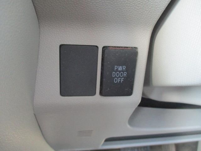 Daihatsu TANTO 2013-12 196697-13