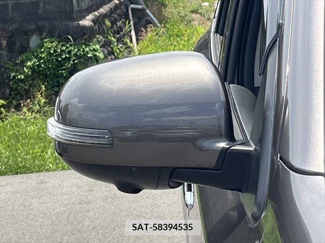 Mitsubishi OUTLANDER PHEV 2015-07 303557-25