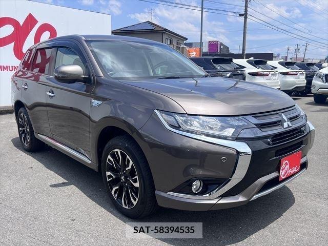 Mitsubishi OUTLANDER PHEV 2015-07 303557-14
