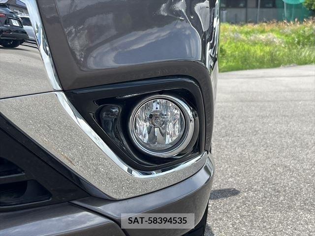 Mitsubishi OUTLANDER PHEV 2015-07 303557-22