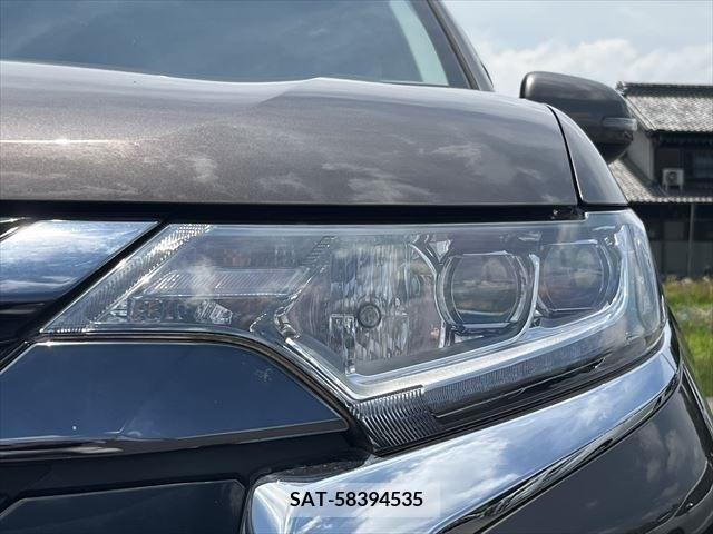 Mitsubishi OUTLANDER PHEV 2015-07 303557-20