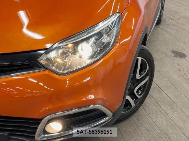 Renault CAPTUR 2015-03 383007-12