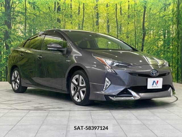 Toyota PRIUS 2016-02 330814-2