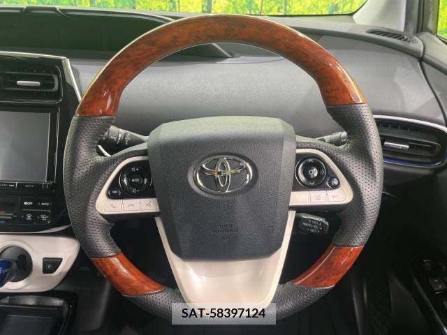 Toyota PRIUS 2016-02 330814-12