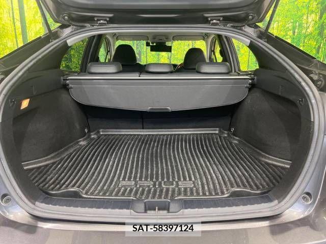 Toyota PRIUS 2016-02 330814-11