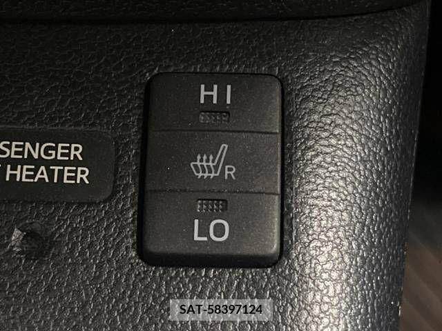 Toyota PRIUS 2016-02 330814-8