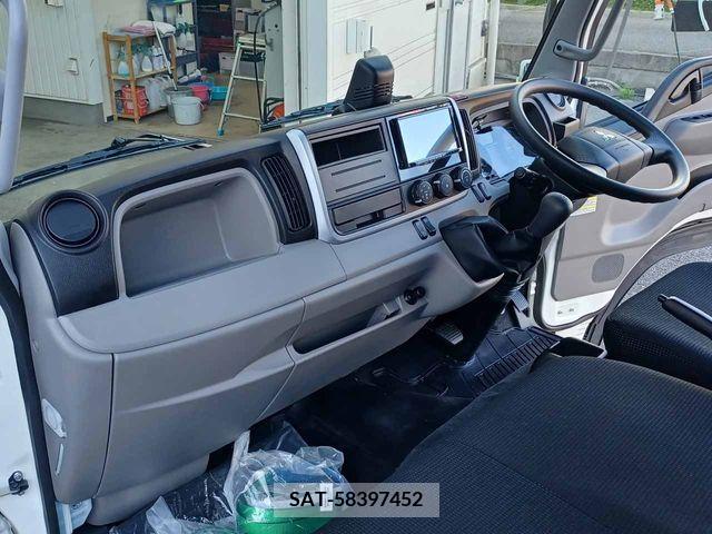 Mitsubishi CANTER 2023-01 294827-12
