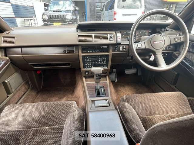 Nissan GLORIA HARDTOP 1987-10 232864-14