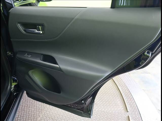 Toyota HARRIER 2021-07 8224-27