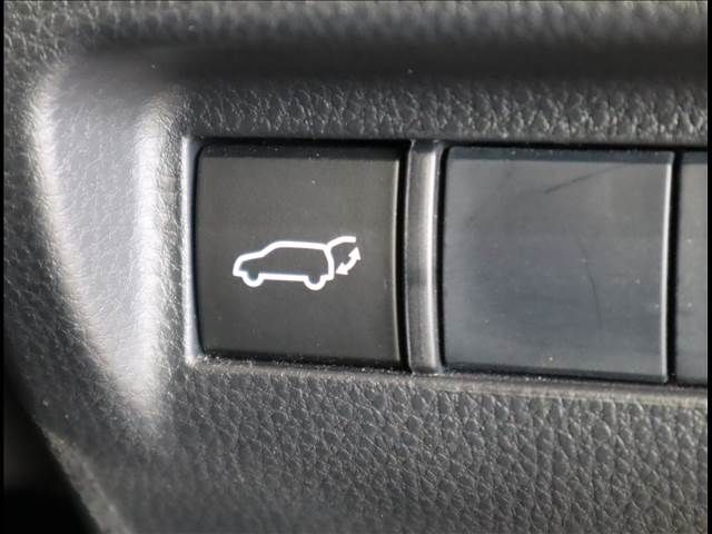 Toyota HARRIER 2021-07 8224-18