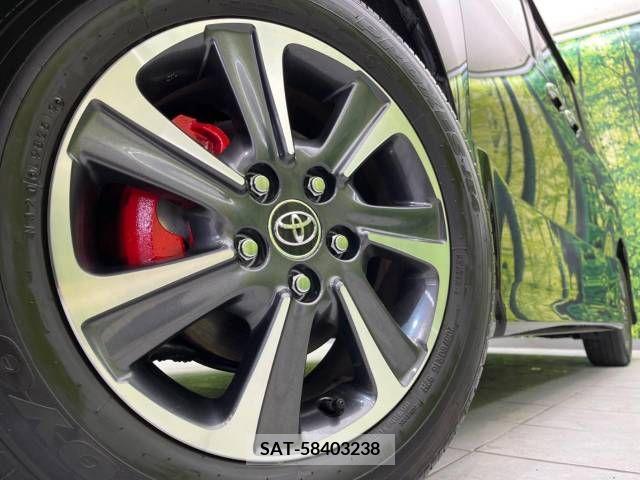 Toyota VOXY 2017-09 331538-14