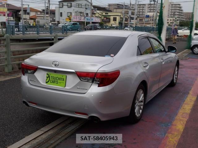 Toyota MARK X 2013-06 276305-1
