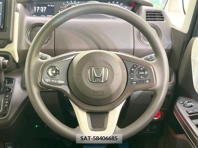 Honda N BOX 2022-06 337304-11