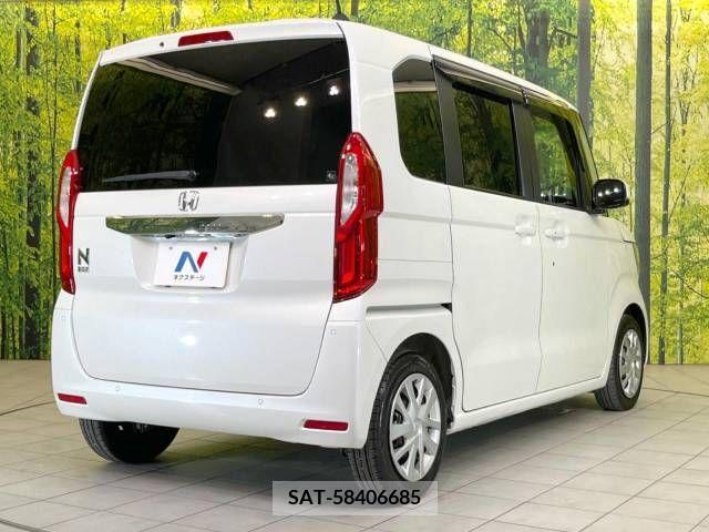 Honda N BOX 2022-06 337304-17